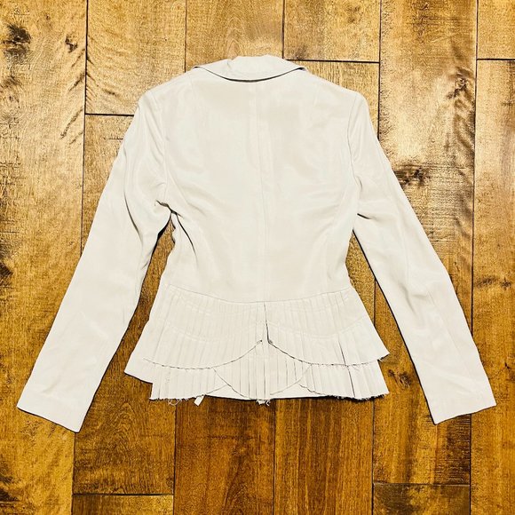 Banana Republic Soft Light Off-white Blazer Jacket with Pleated Details - Picture 9 of 13